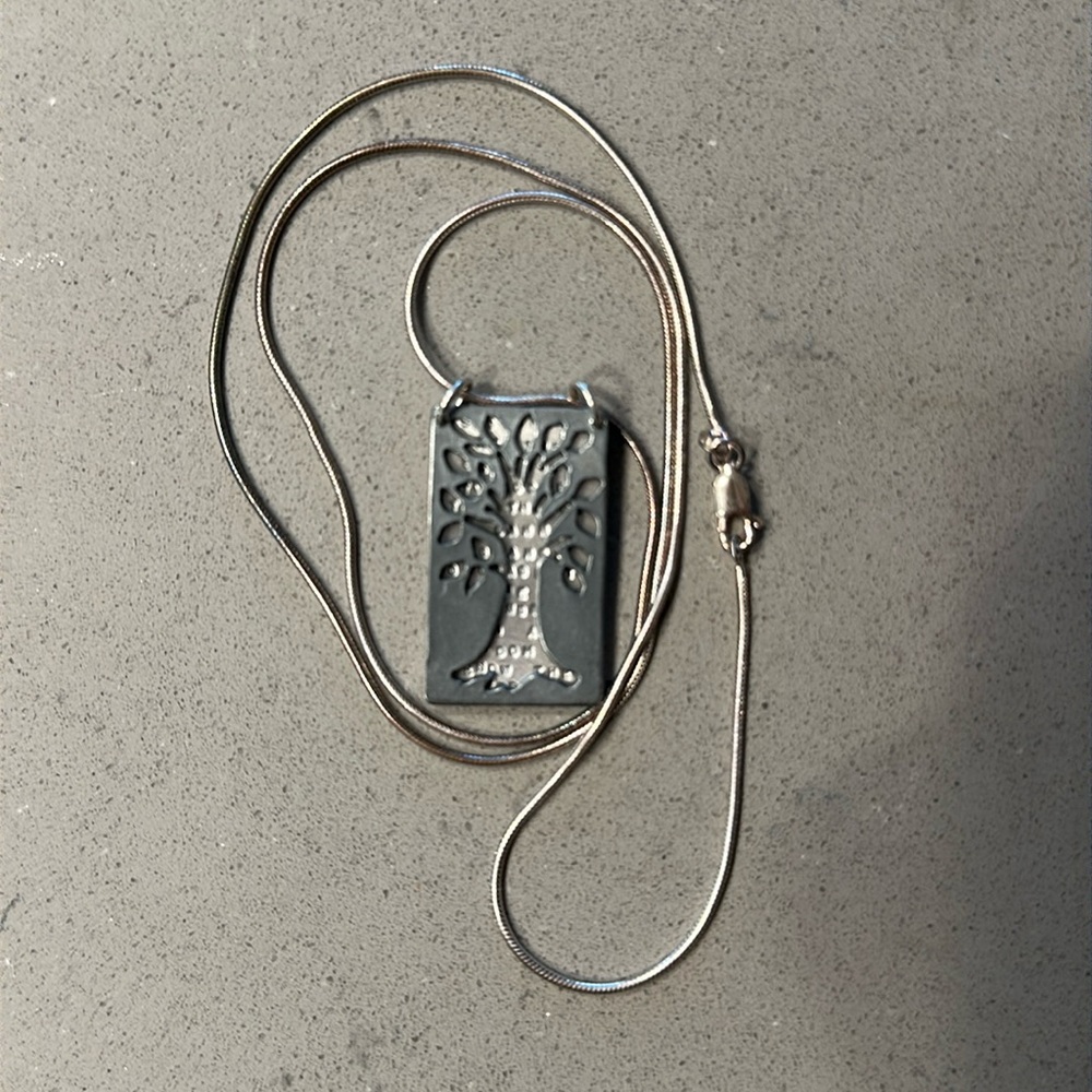 Kathy Bransfield silver Serenity Prayer tree necklace NWT